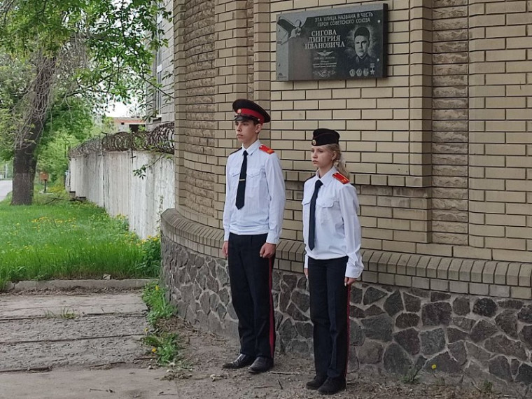 Почётные караулы в день единых действий в память о геноциде советского народа.